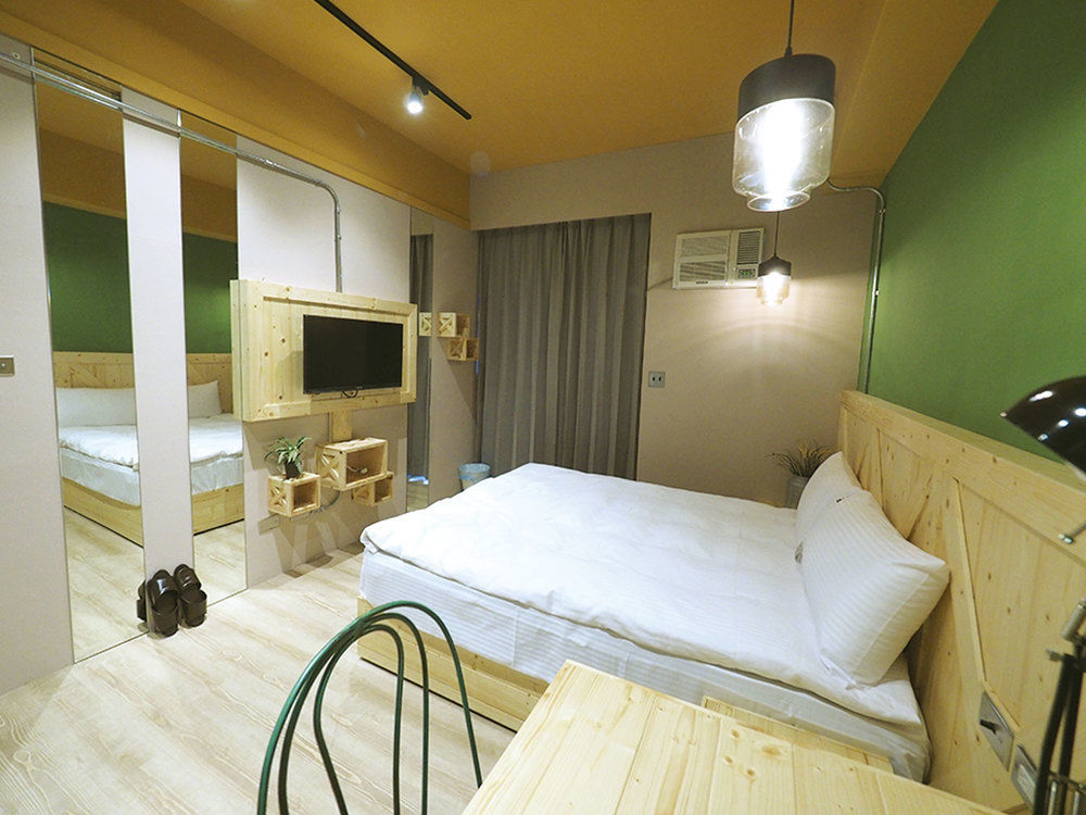 Loft Hostel Fengjia 타이중 외부 사진