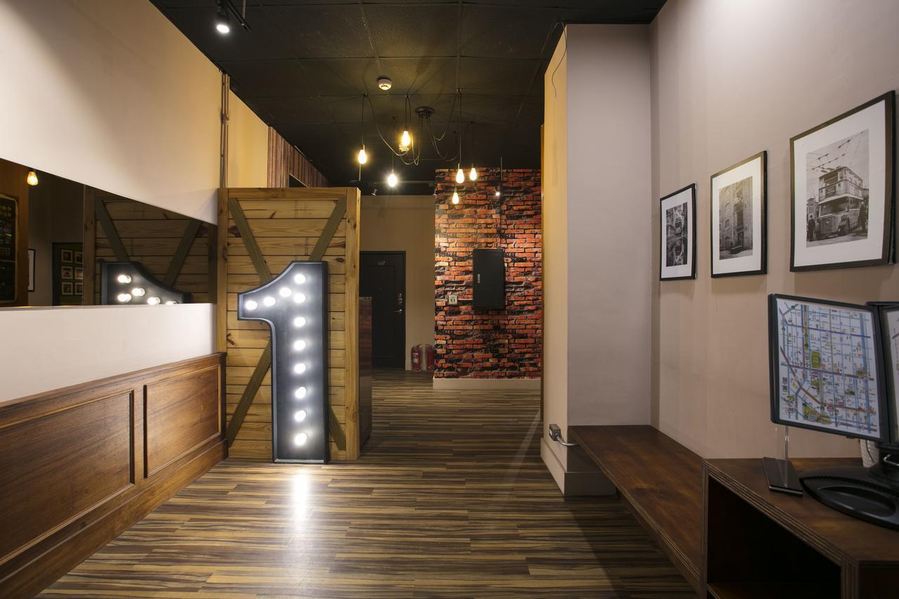 Loft Hostel Fengjia 타이중 외부 사진