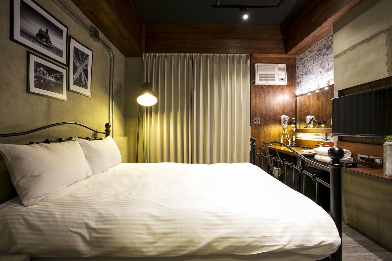 Loft Hostel Fengjia 타이중 외부 사진